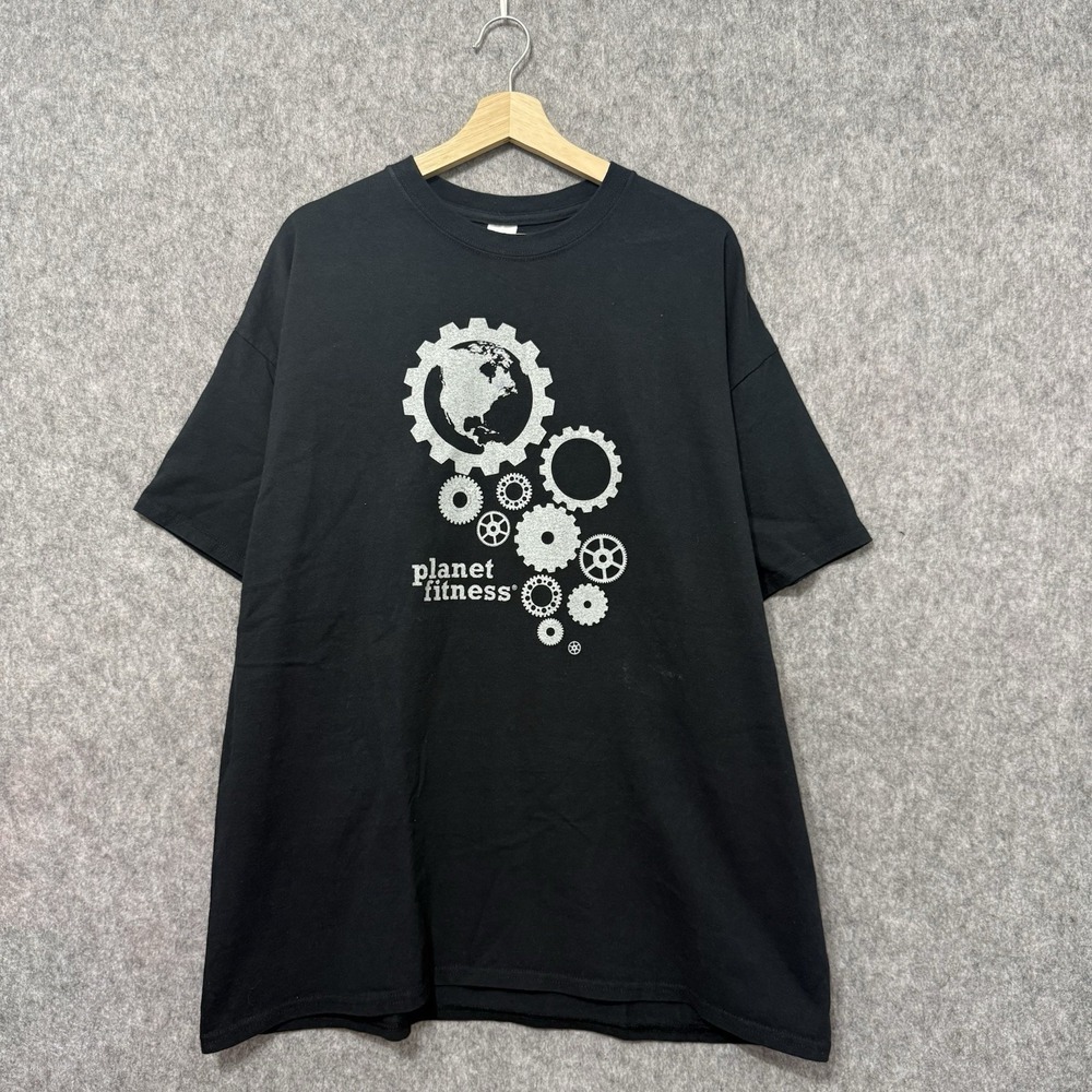 Planet Fitness‎ Black Graphic T-Shirt Men's/Unisex 2XL Gears Globe Logo Tee